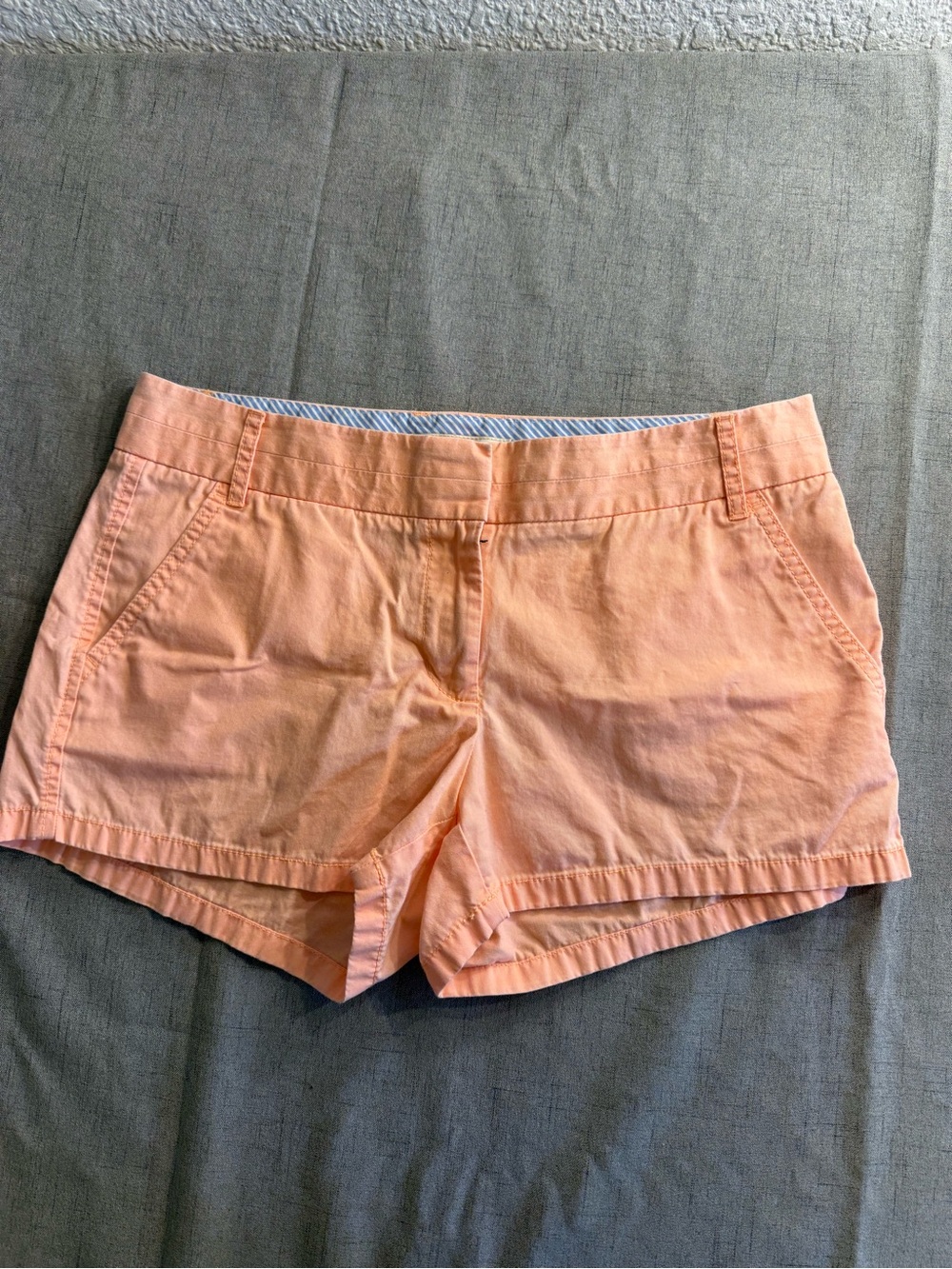 J.Crew Women's Peach Broken-In Chino Shorts Size‎ 8 100% Cotton Casual Summer